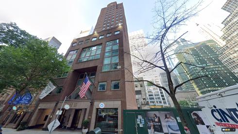 lease office 110 east 55th street