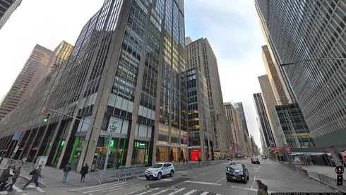 lease office 1290 avenue of the americas