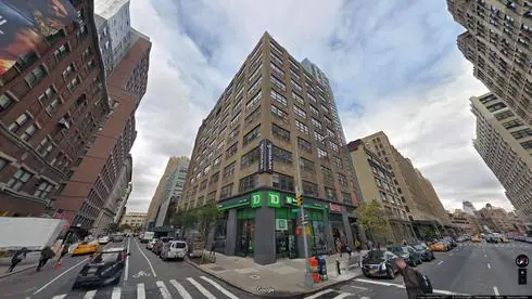 lease office 175 varick street