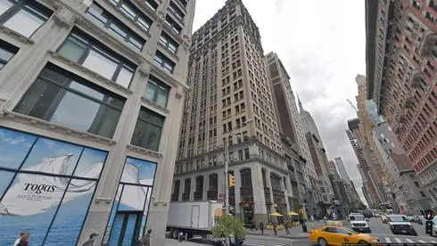 rent office 220 fifth avenue