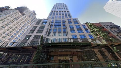 lease office 250 east 83rd street