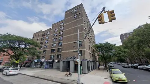 lease office 273 west 131st street