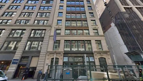 rent office 30 west 21st street