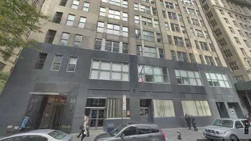 lease office 33 west 60th street