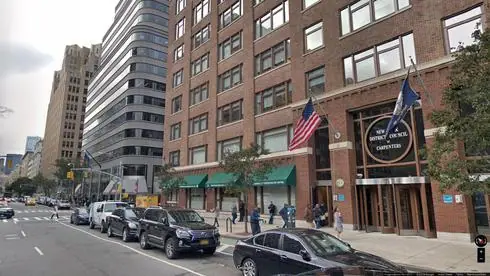 lease office 395 hudson street