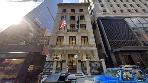 rent office 4 east 54th street