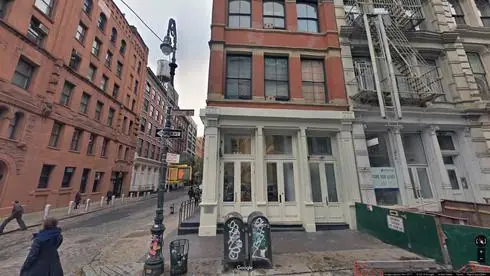 rent office 482 broome street