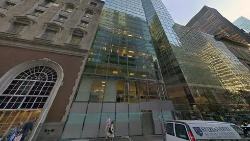 rent office 55 east 52nd street