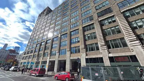 lease office 75 varick street